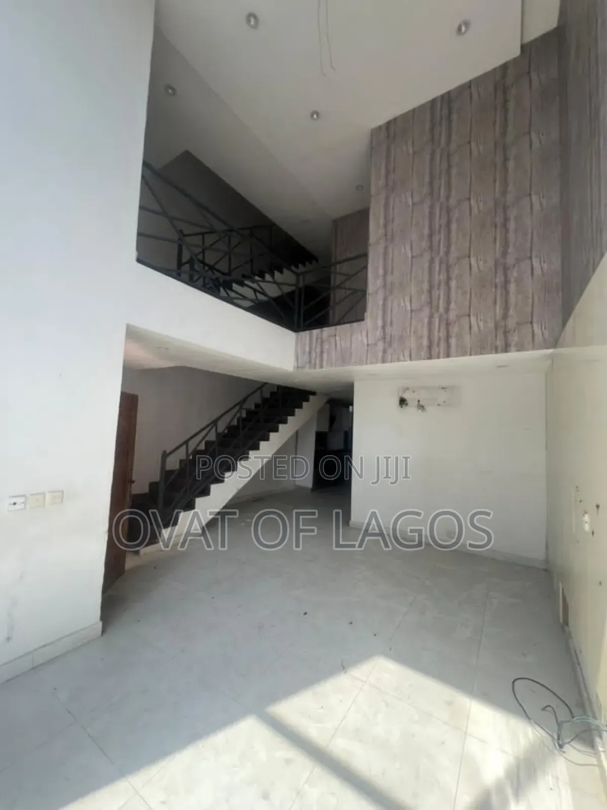 2bdrm Duplex in Lekki Phase 1 for rent in Lekki Phase 1