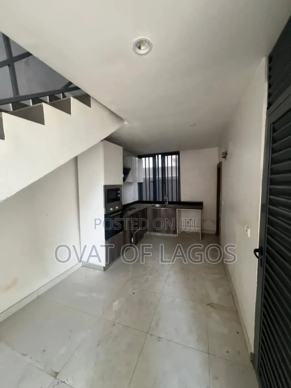 2bdrm Duplex in Lekki Phase 1 for rent in Lekki Phase 1