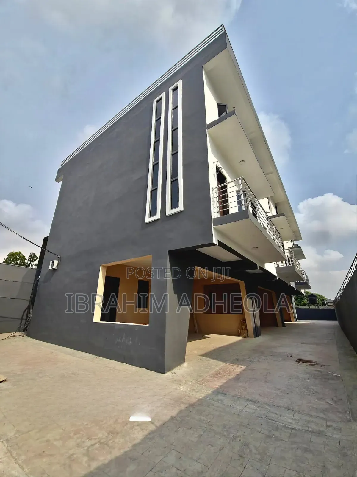 4bdrm Townhouse/Terrace in Anthony for sale in Anthony Village