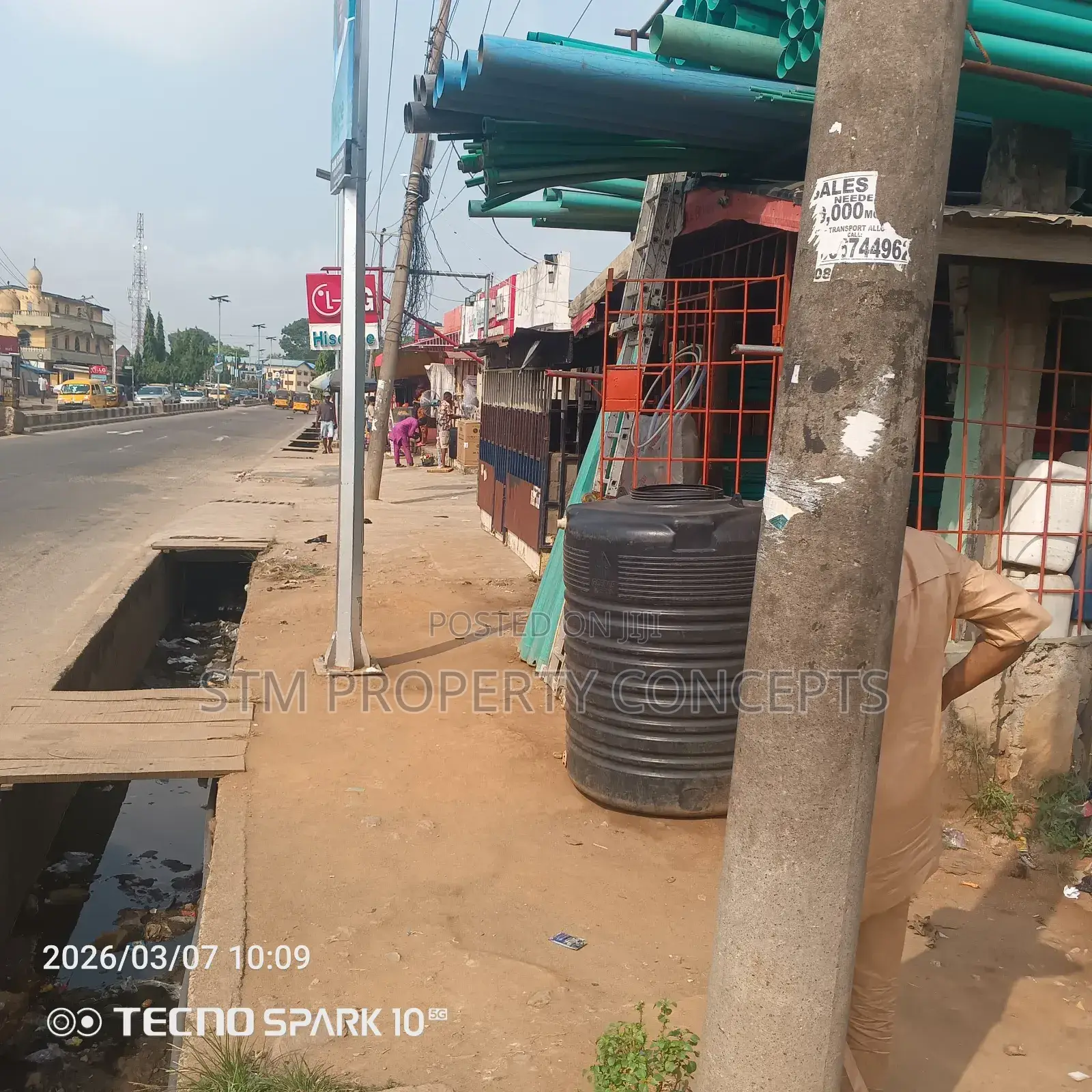 Land for Sale at Ipaja Road Near Alimosho Bus Stop in Alimosho