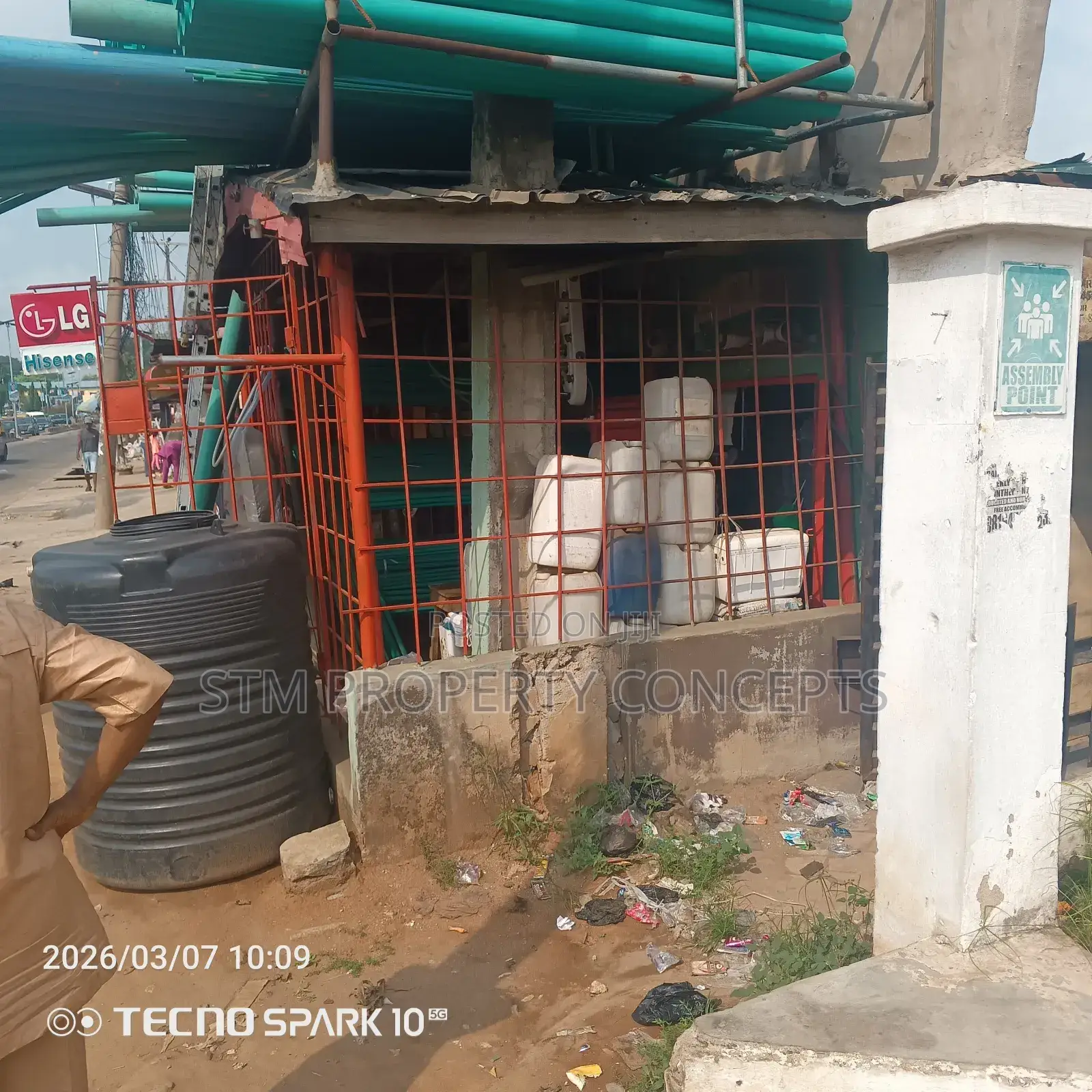 Land for Sale at Ipaja Road Near Alimosho Bus Stop in Alimosho