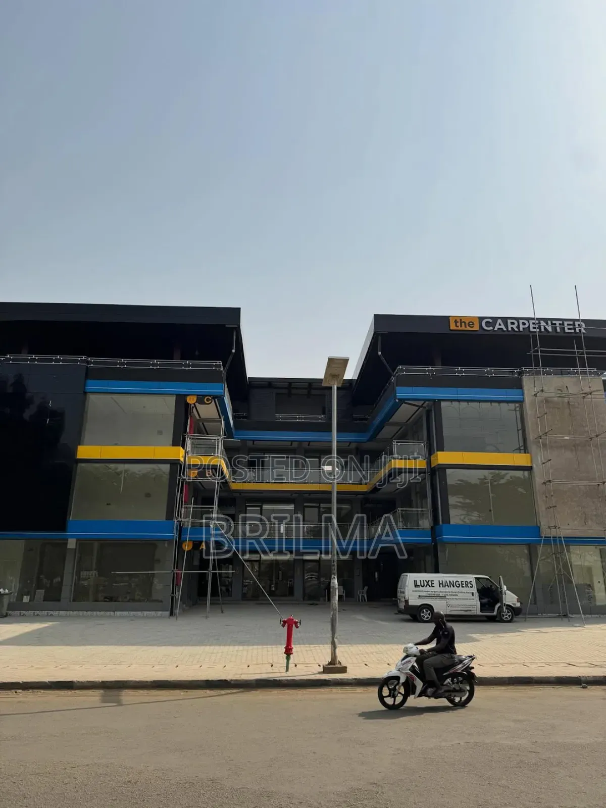 Commercial Space for Rent in Life Camp