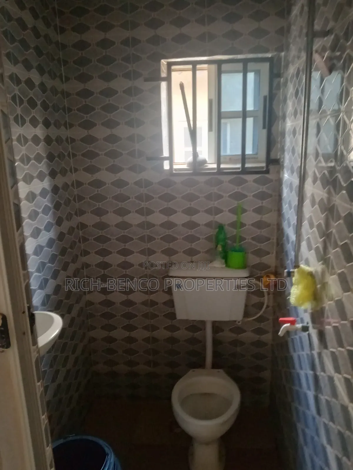 Studio Apartment in Obasanjo Road, Dutse-Alhaji for rent in Dutse-Alhaji