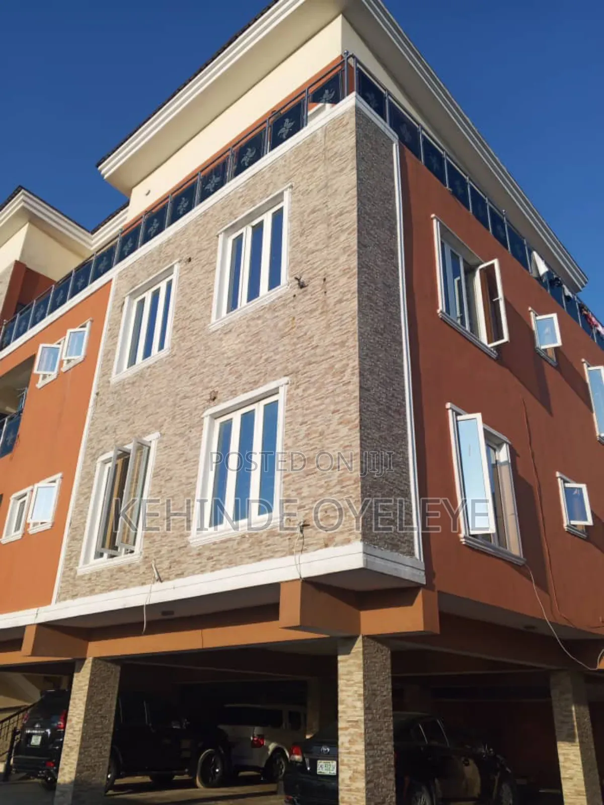 3bdrm House in Ologolo Estate, Lekki for sale in Lekki