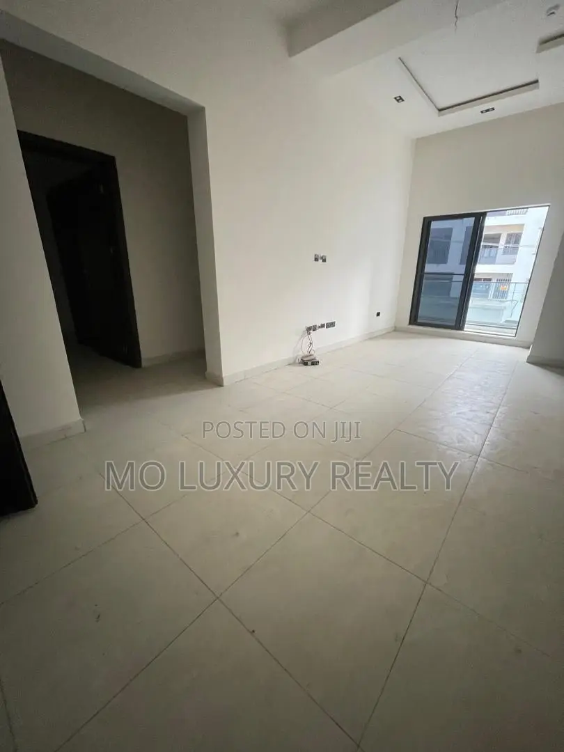 2bdrm Apartment in Lekki Phase 1 for rent in Lekki Phase 1