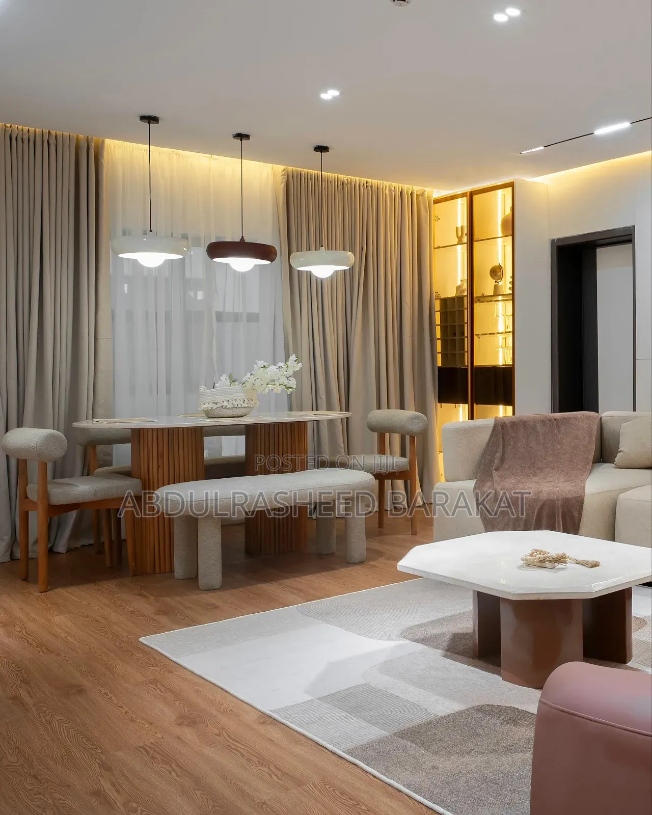 Luxurious Two Bedroom Apartment With Balcony, Ps5, Elevator in Lekki Phase 1