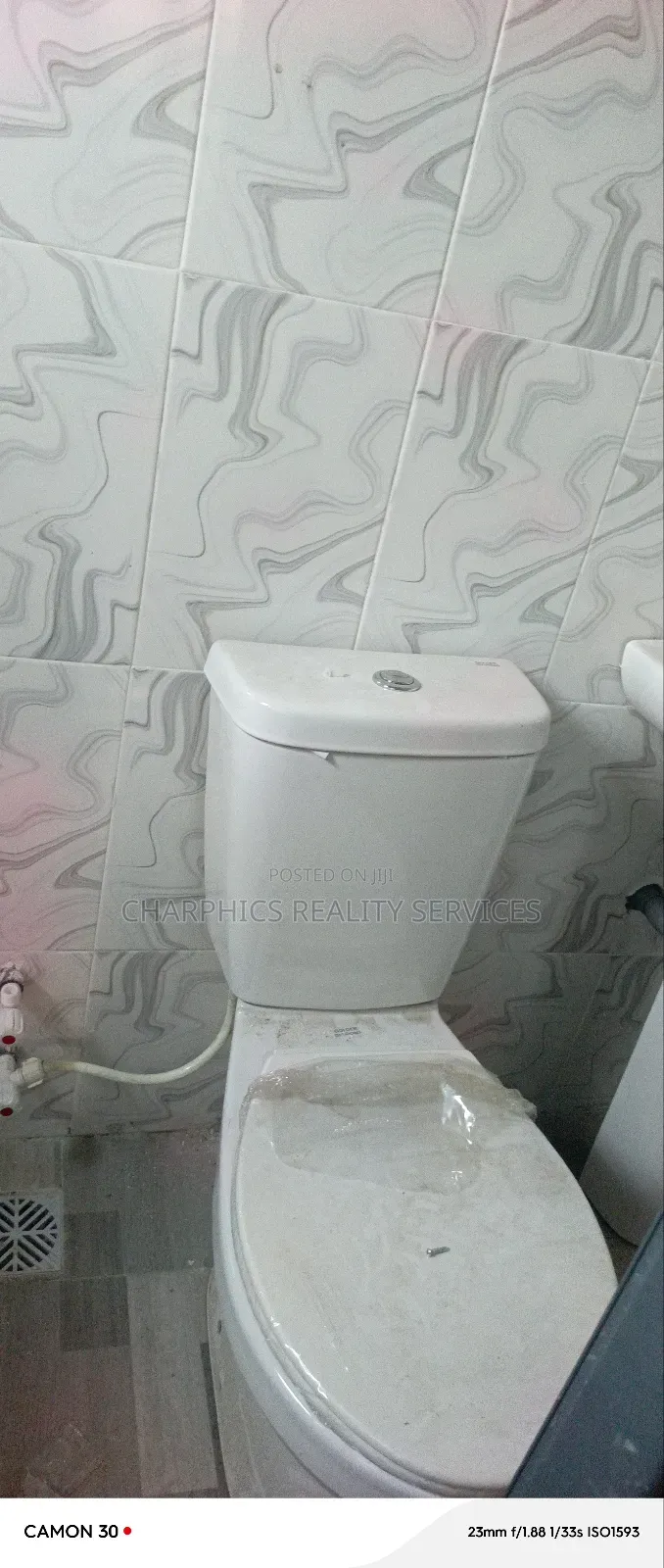 Mini Warehouse With Office Toilet in Ebute