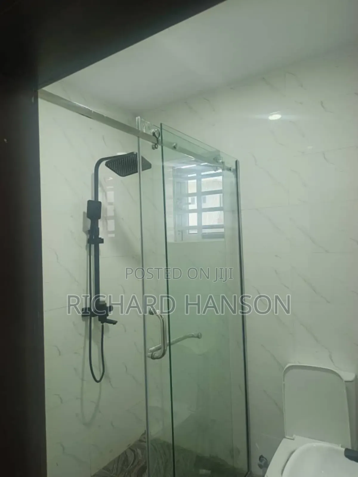 5bdrm Duplex in Estate Behind, Sangotedo for rent in Sangotedo