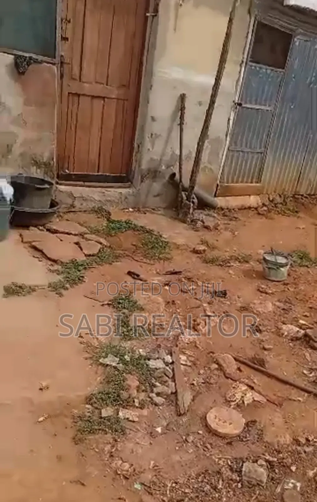 11⁄2 Plot of Land With Demolishable Bungalow at Jonathan Coker Road Rd in Fagba