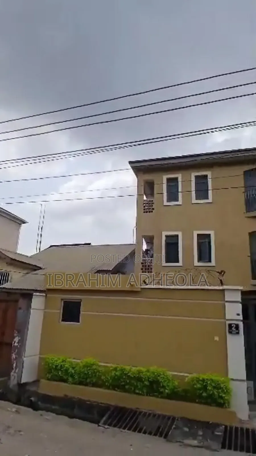 3bdrm Block of Flats in Mini Estate Pedro, Palmgroove for sale in Palmgroove