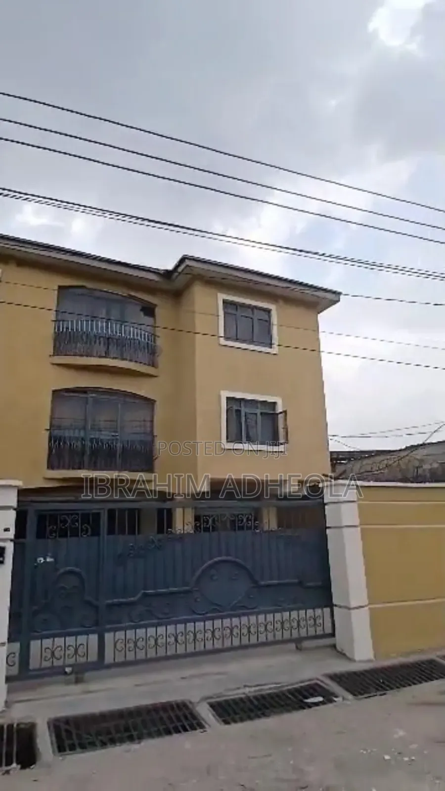 3bdrm Block of Flats in Mini Estate Pedro, Palmgroove for sale in Palmgroove