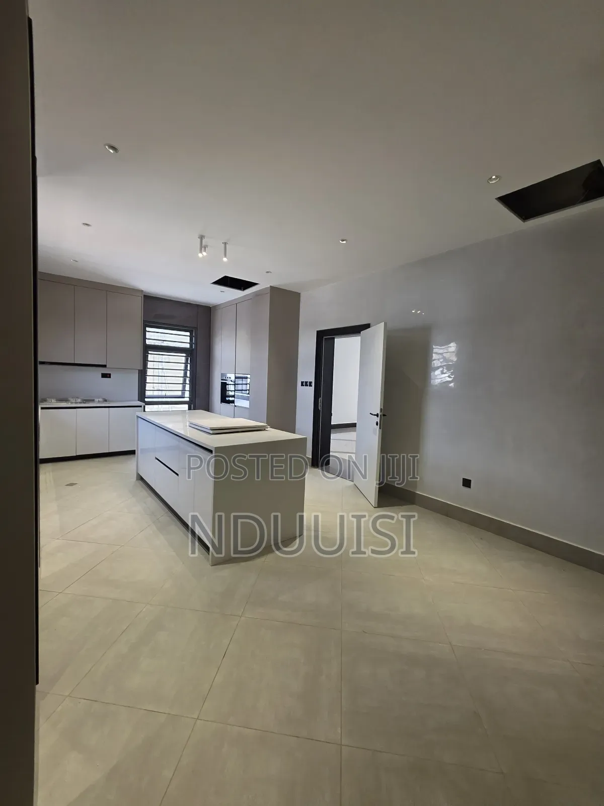 6bdrm Duplex in Maitama for sale in Maitama