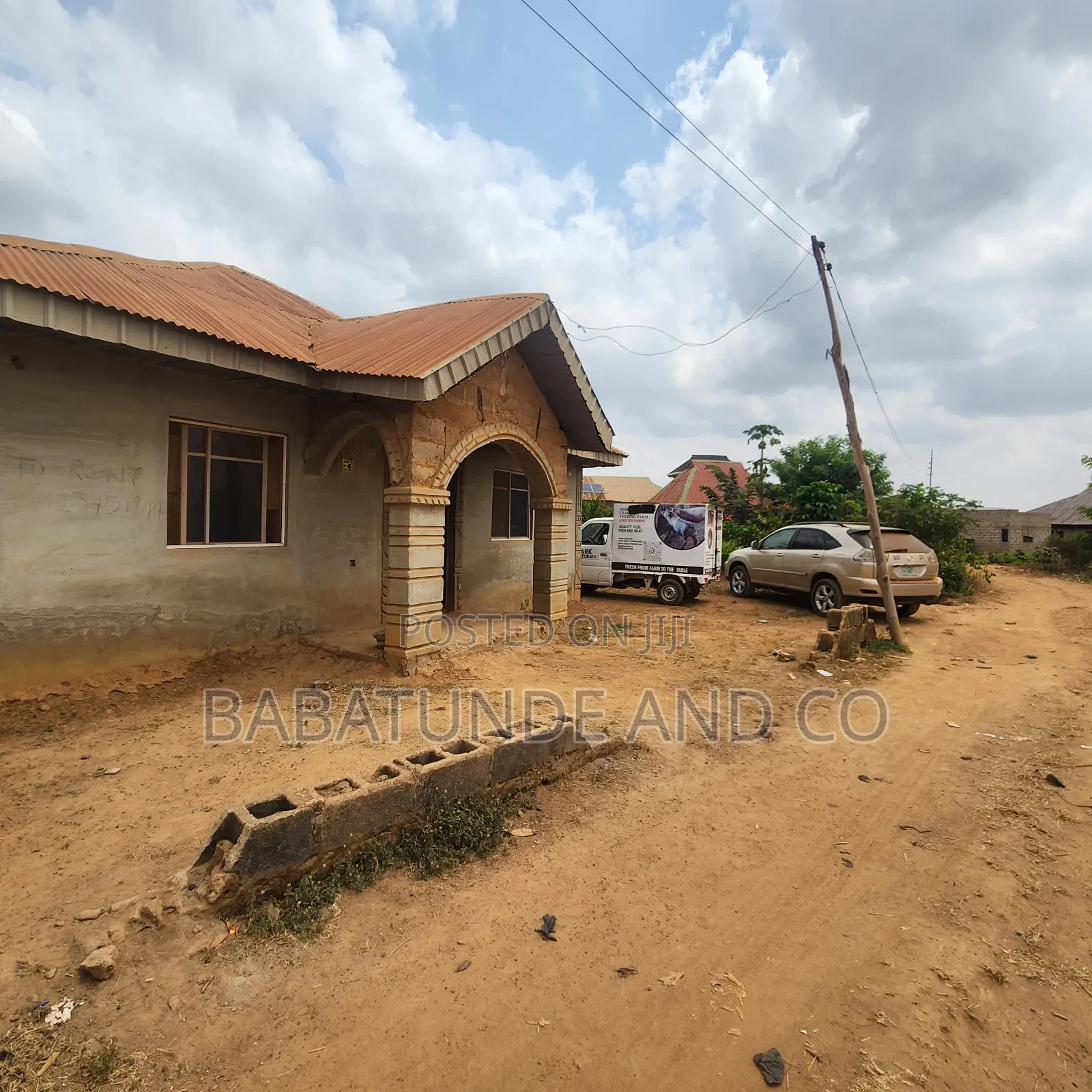 2bdrm Bungalow in Omi Adio for sale in Omi Adio
