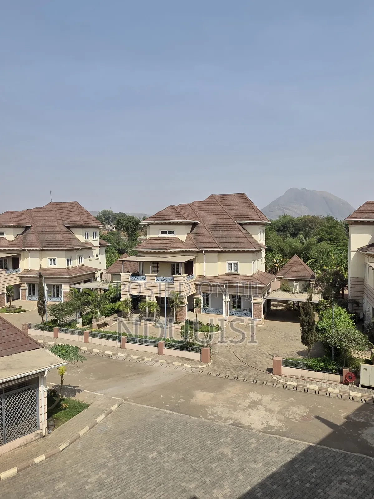 5bdrm Duplex in Maitama for sale in Maitama