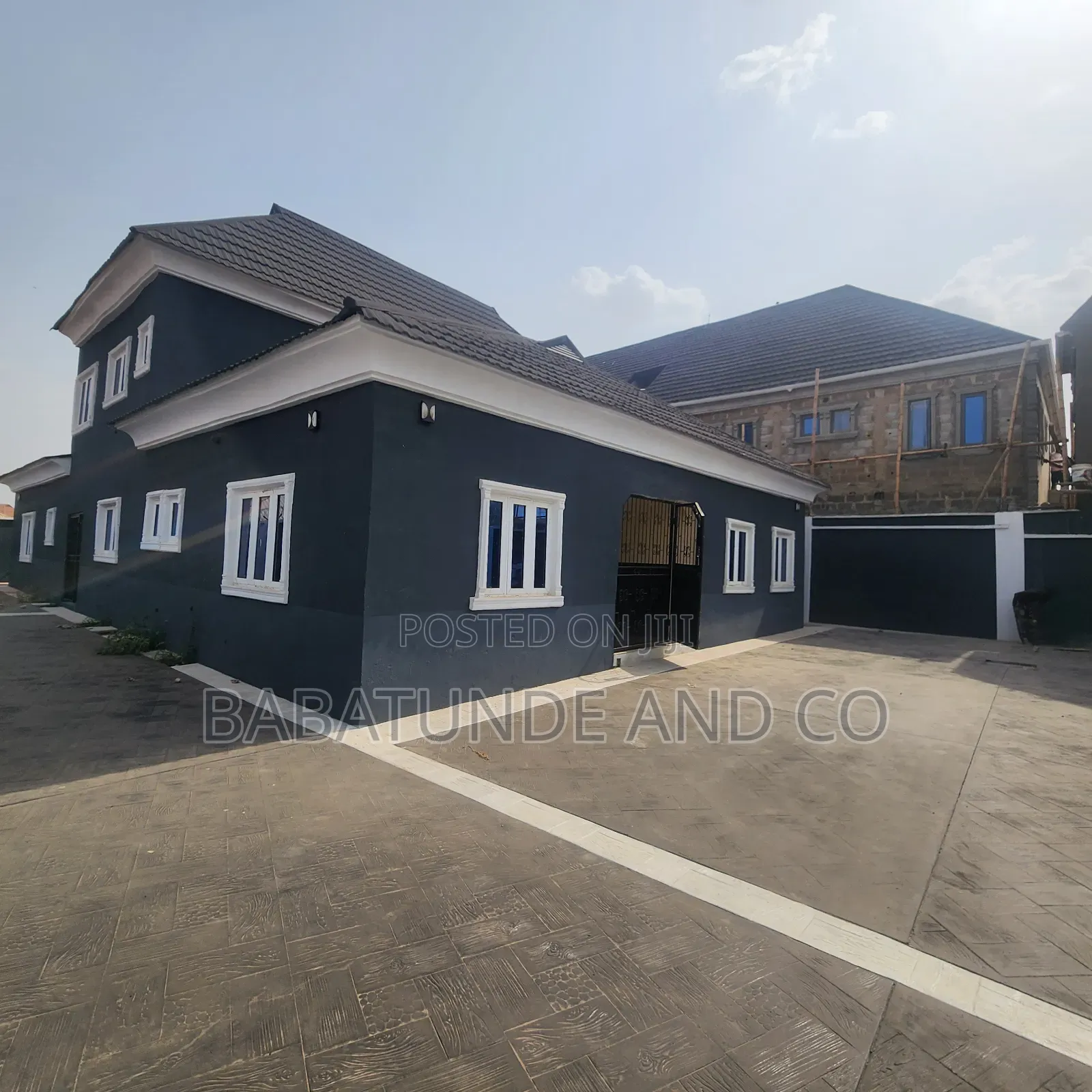 3bdrm Bungalow in Akala Express for sale in Akala Express
