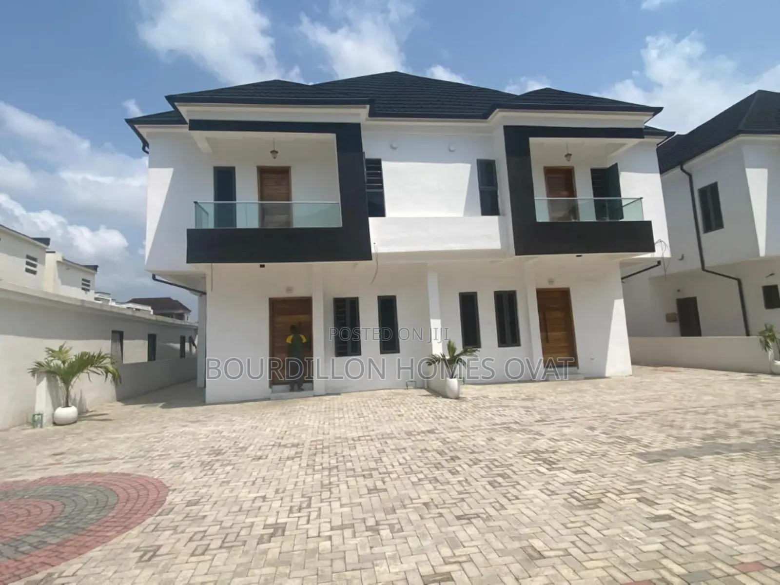 4bdrm Duplex in Harris Drive By Vgc for rent in Ilaje / Lekki