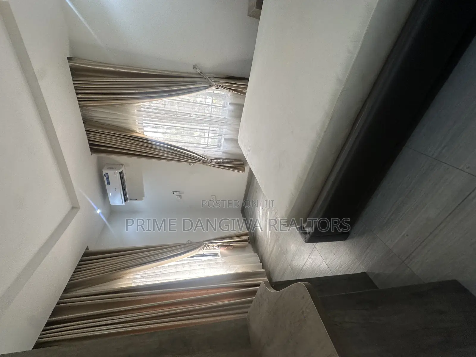 Furnished 4bdrm Townhouse / Terrace in Jimmy Carter, Asokoro for rent in Asokoro