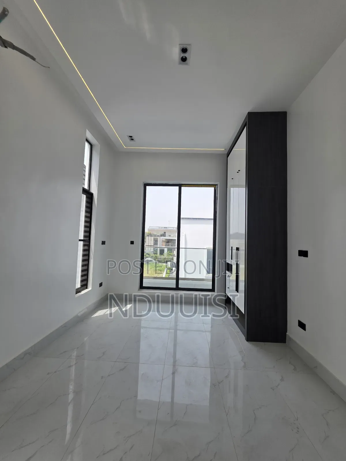 5bdrm Duplex in Megamond Estate, Ikota for sale in Ikota