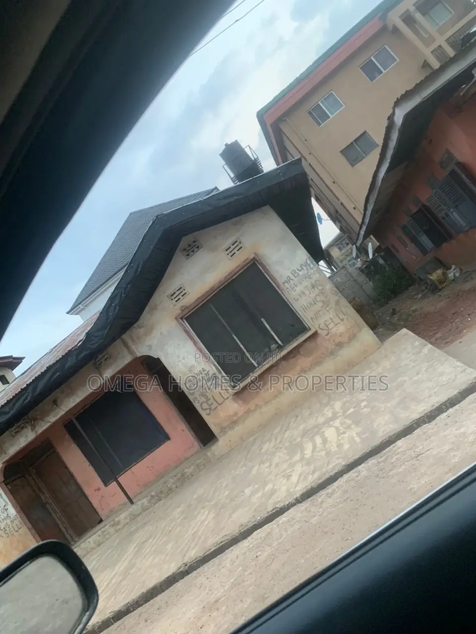 6bdrm Bungalow in Umuahia for sale in Umuahia
