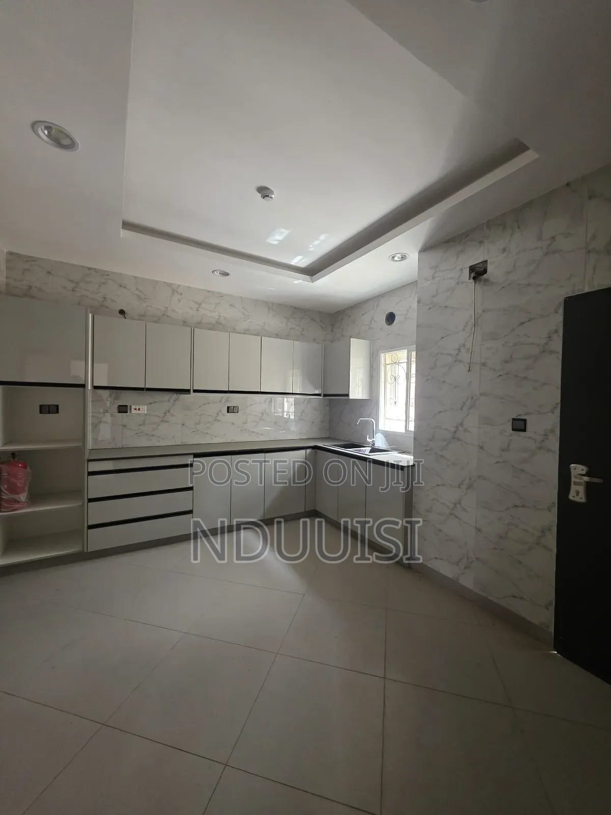 4bdrm Townhouse/Terrace in Maitama for sale in Maitama