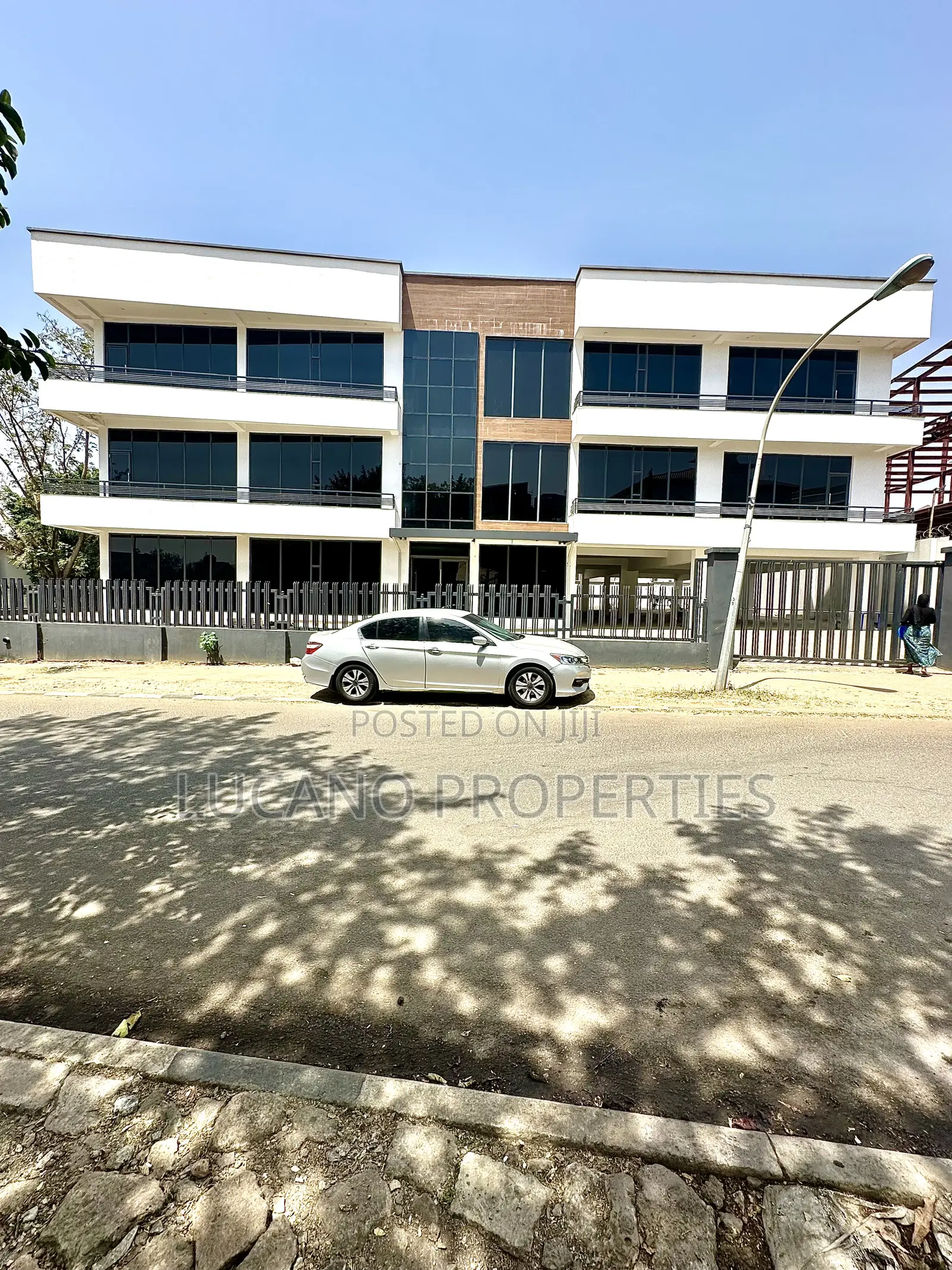 Plaza for Rent, Suitable for Ngo’S, Government Agency, Office/Company in Wuse 2