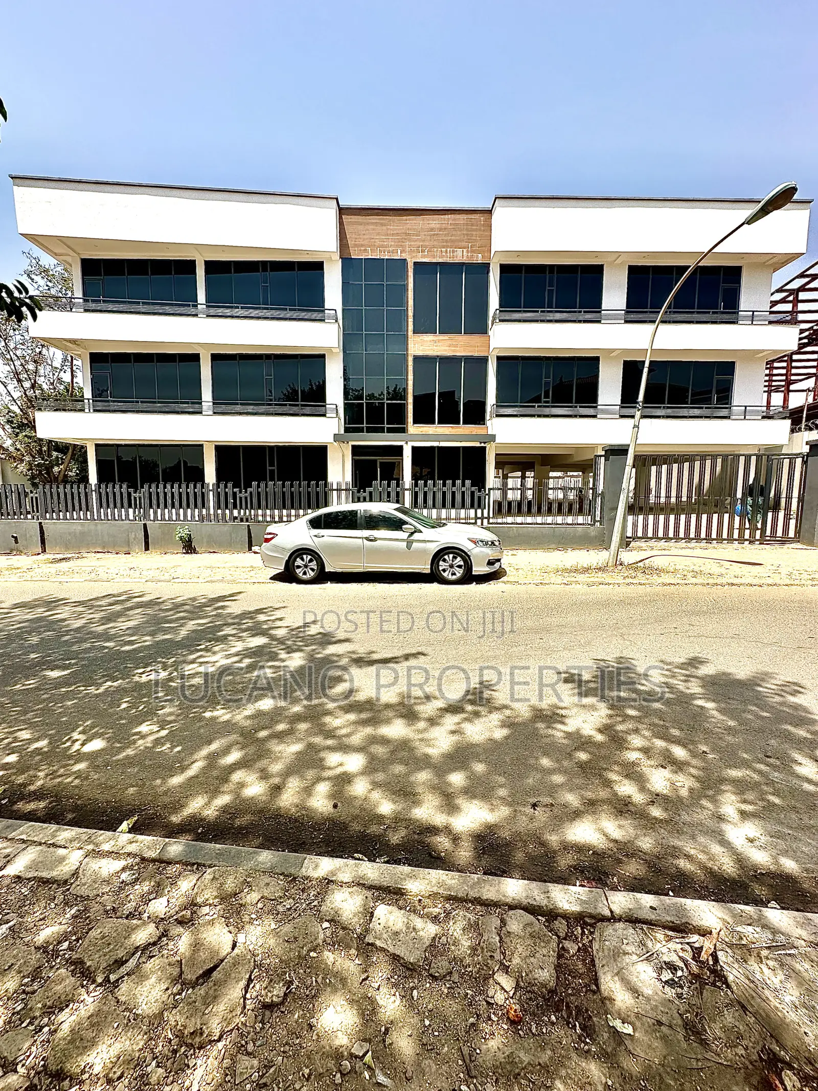 Plaza for Rent, Suitable for Ngo’S, Government Agency, Office/Company in Wuse 2