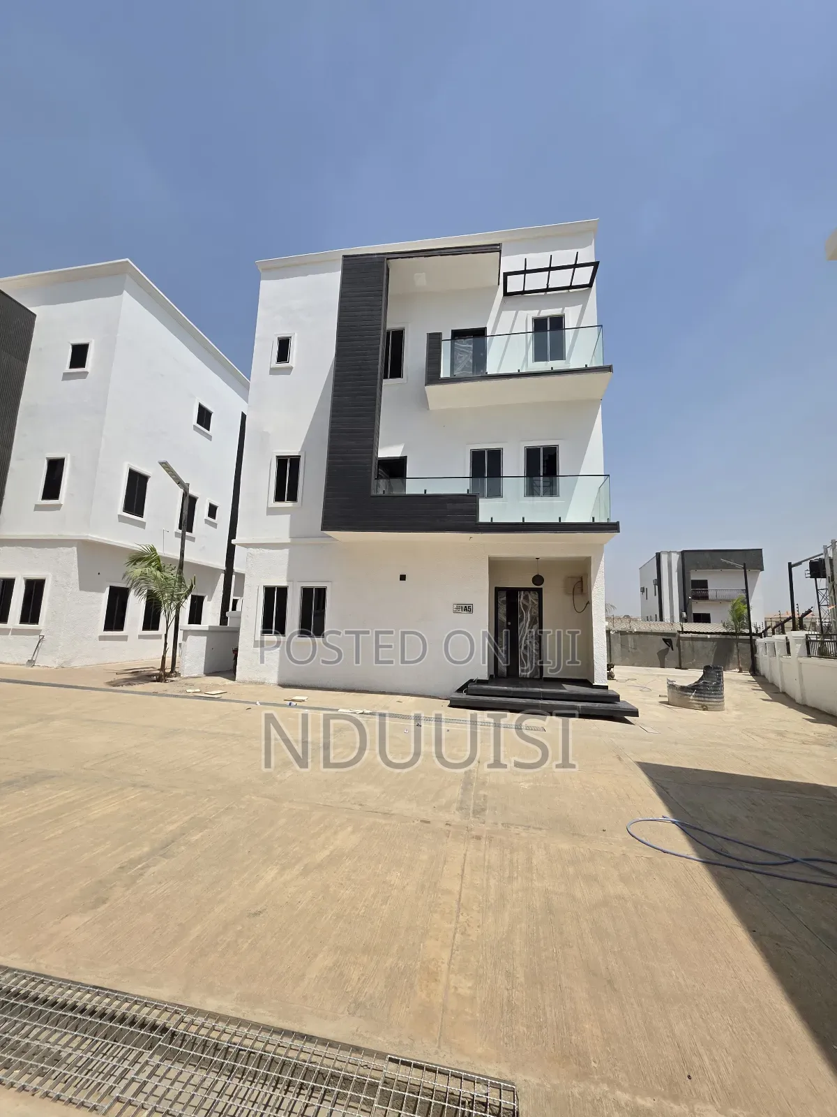 5bdrm Duplex in Jahi for sale in Jahi