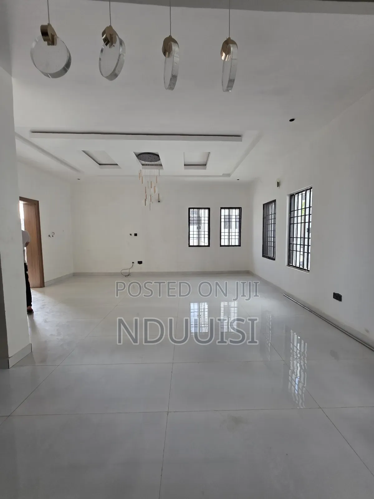 5bdrm Duplex in Jahi for sale in Jahi