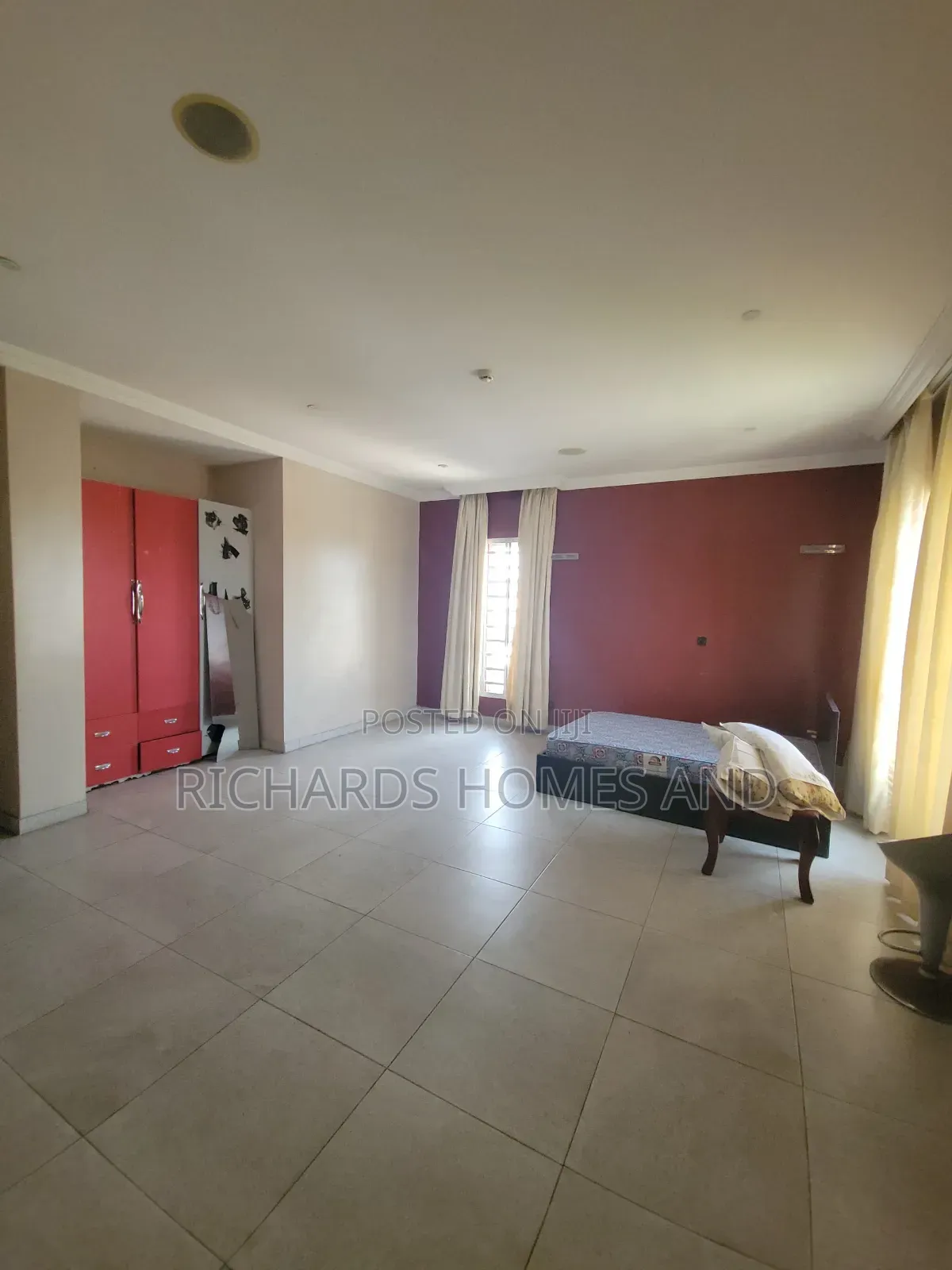 3bdrm Block of Flats in Old Ikoyi for rent in Old Ikoyi