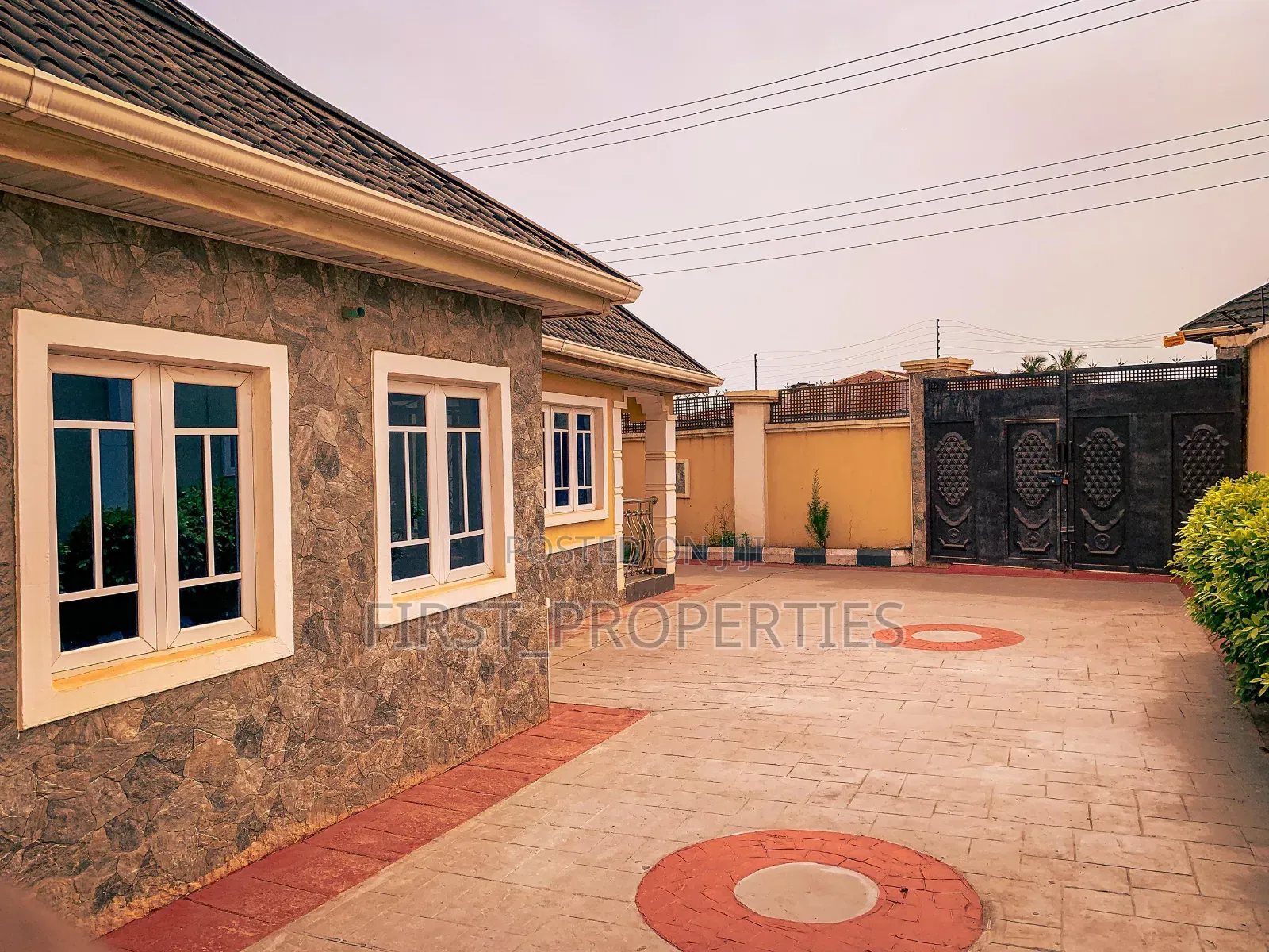 Furnished 5bdrm Bungalow in Ekerin Estate, Eleyele for sale in Eleyele