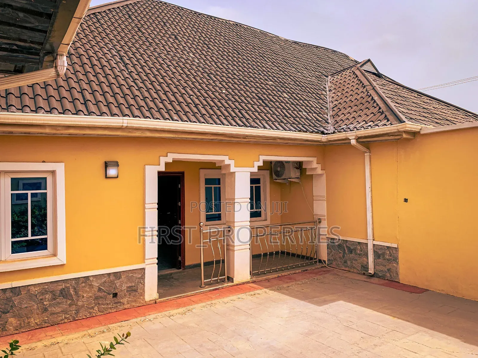 Furnished 5bdrm Bungalow in Ekerin Estate, Eleyele for sale in Eleyele