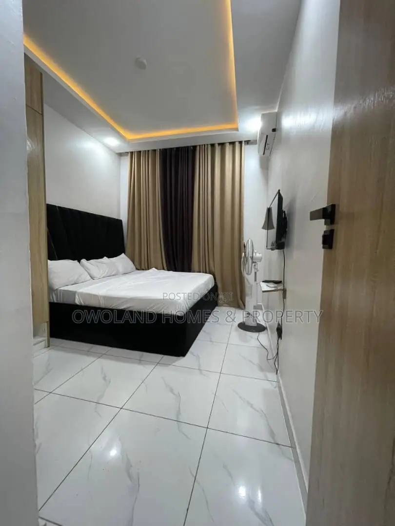 Furnished 2bdrm Block of Flats in Lekki for rent in Lekki