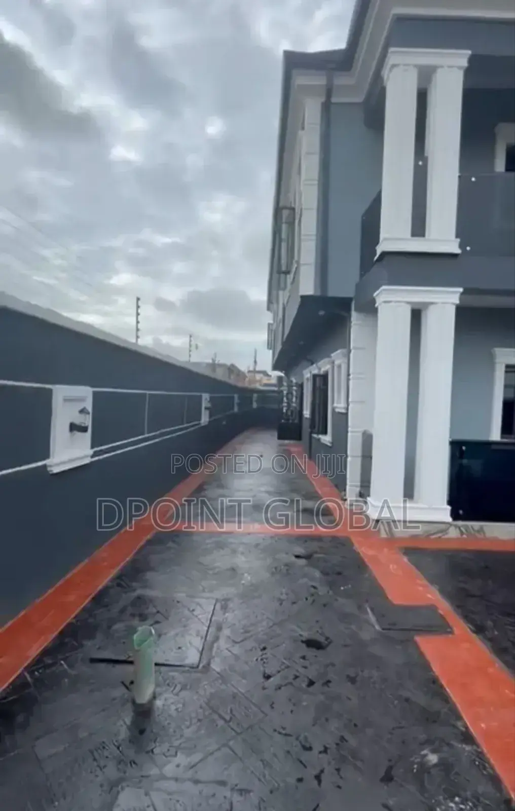 8bdrm Block of Flats in Royal Estate, Igando / Ikotun/Igando for sale in Igando / Ikotun/Igando