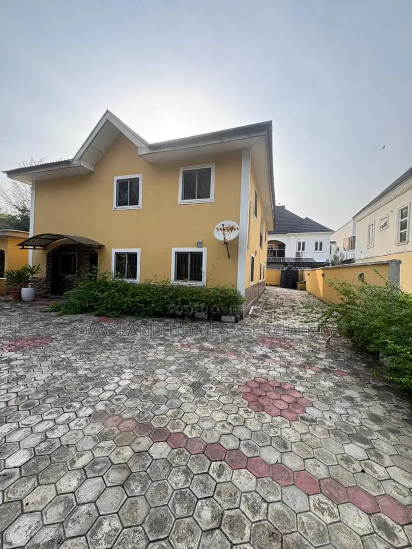 4bdrm Duplex in Lekki County Ikota for rent in Lekki