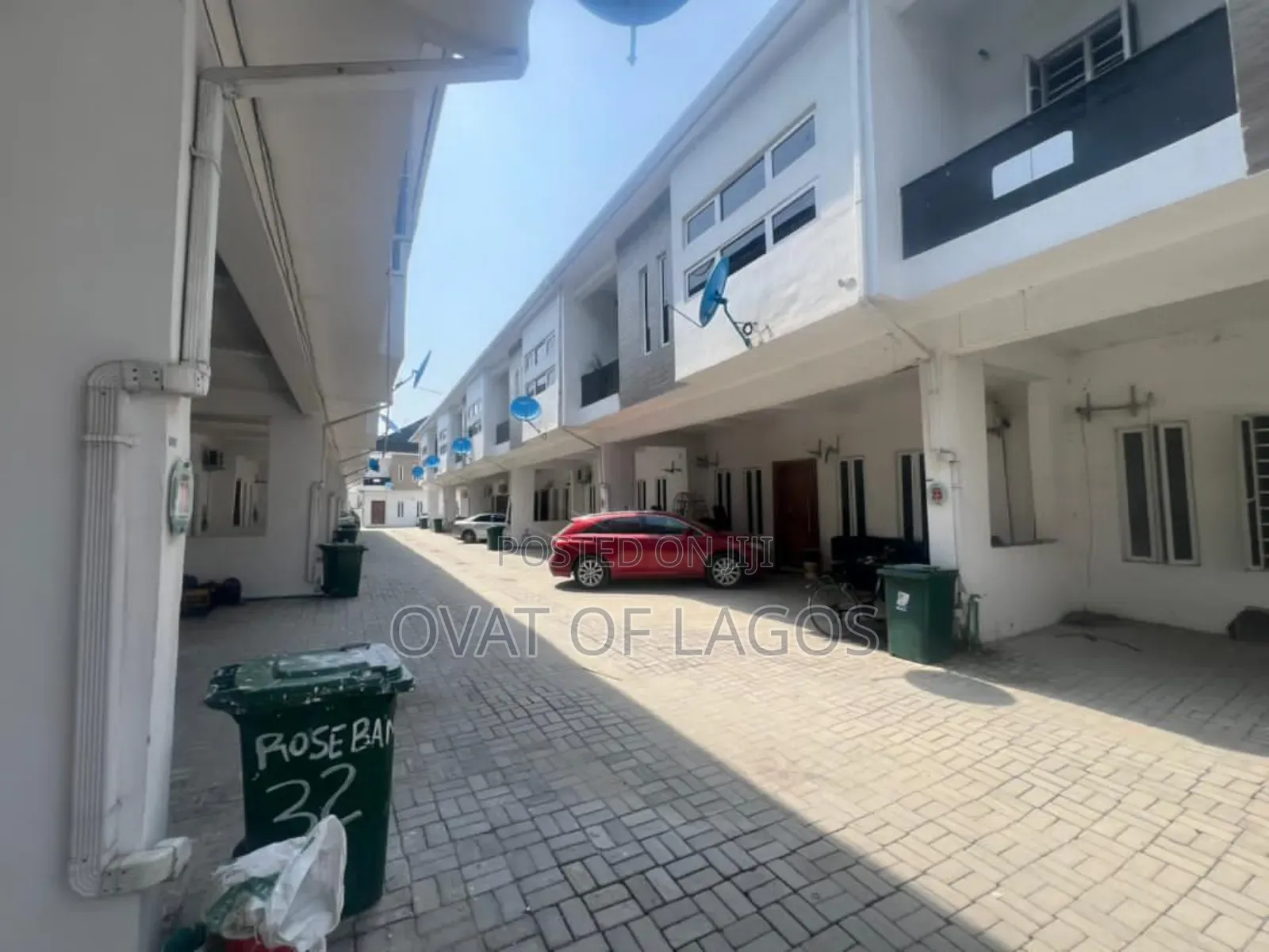 4bdrm Duplex in Ikota Villa for rent in Ikota