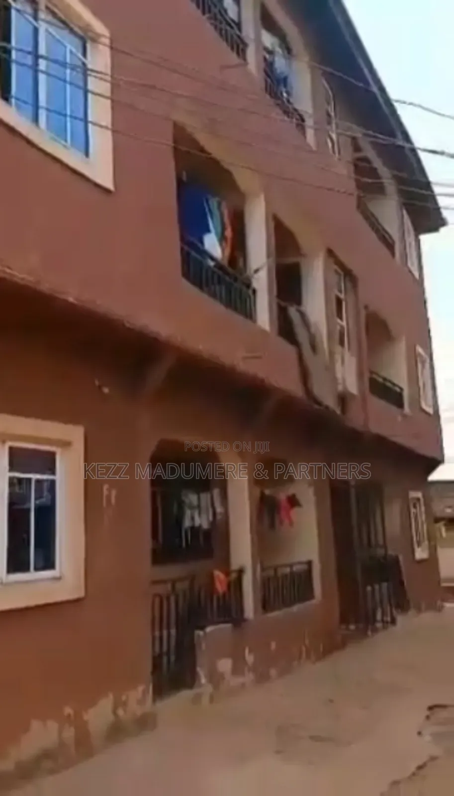 16bdrm Block of Flats in Abakpa Enugu State for sale in Enugu