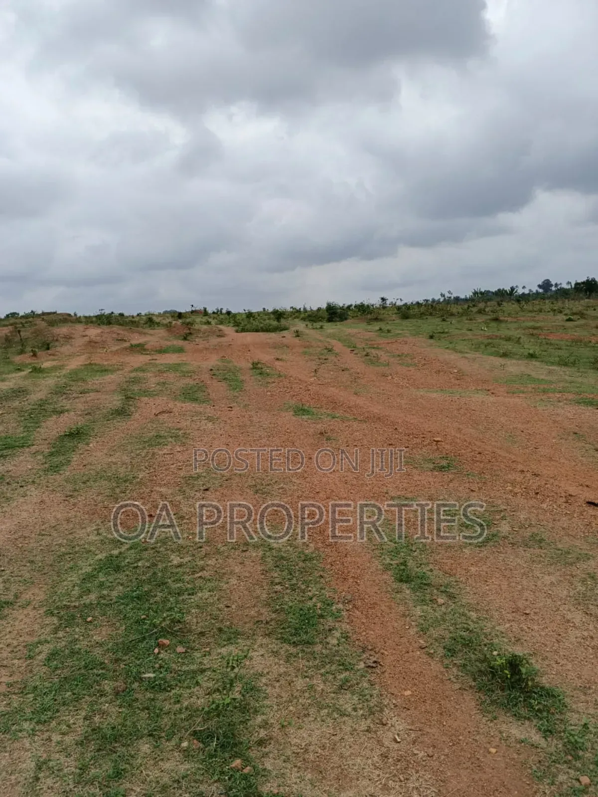 Full Six Acres of Land Adjt Ibadan Central Abattoir, Akinyele Ibadan in Ibadan