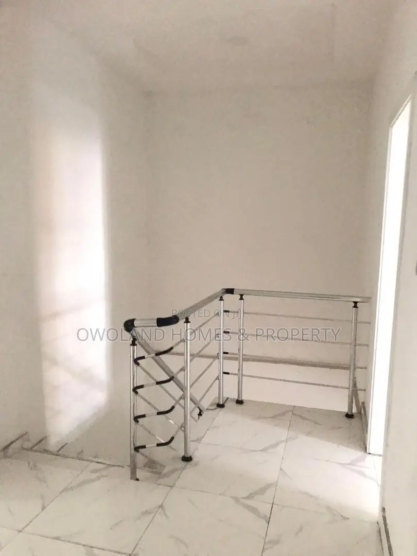 4bdrm Duplex in Ikota Estate, Lekki for rent in Lekki