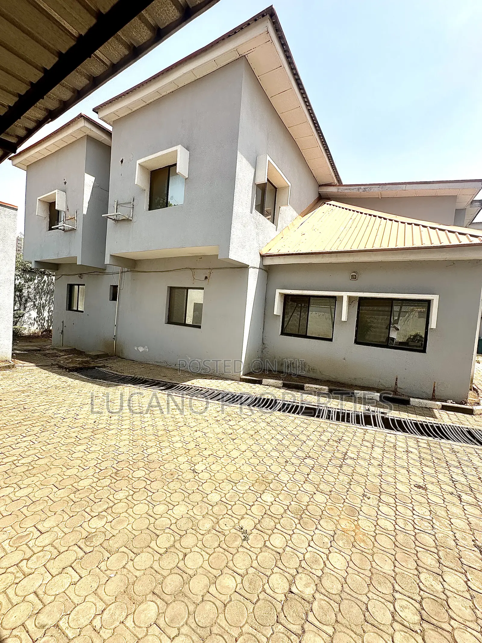 6bdrm Duplex in Wuse 2 for rent in Wuse 2