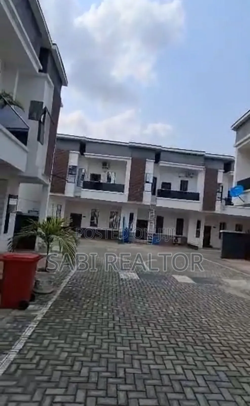 Furnished 3bdrm Duplex in Lasu Igando for sale in Igando / Ikotun/Igando