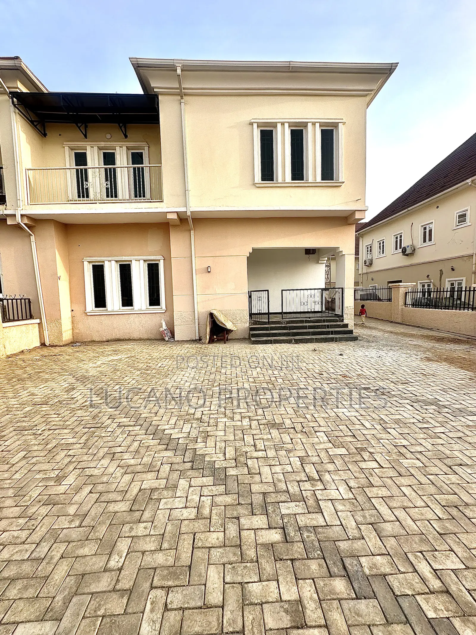 4bdrm Duplex in River Park Estate, Lugbe District for rent in Lugbe District