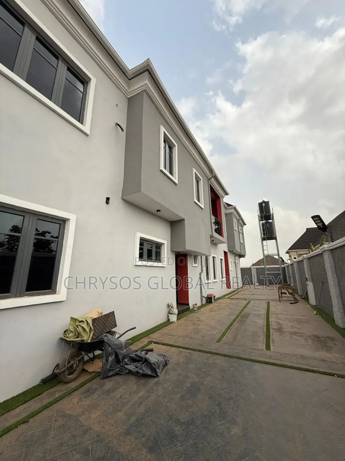 3bdrm Block of Flats in Okebadan Estate for rent in Akobo