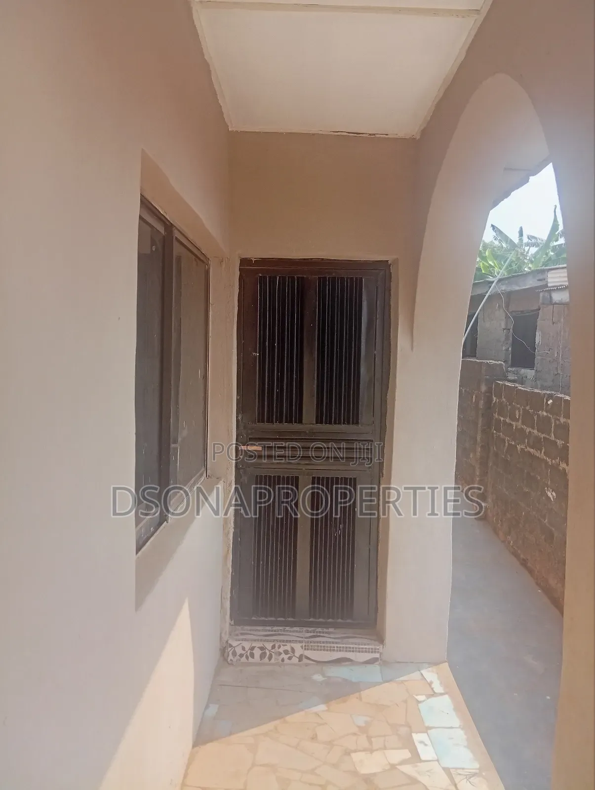 1bdrm Apartment in Adeyeye Street, Iju-Ishaga for rent in Iju-Ishaga