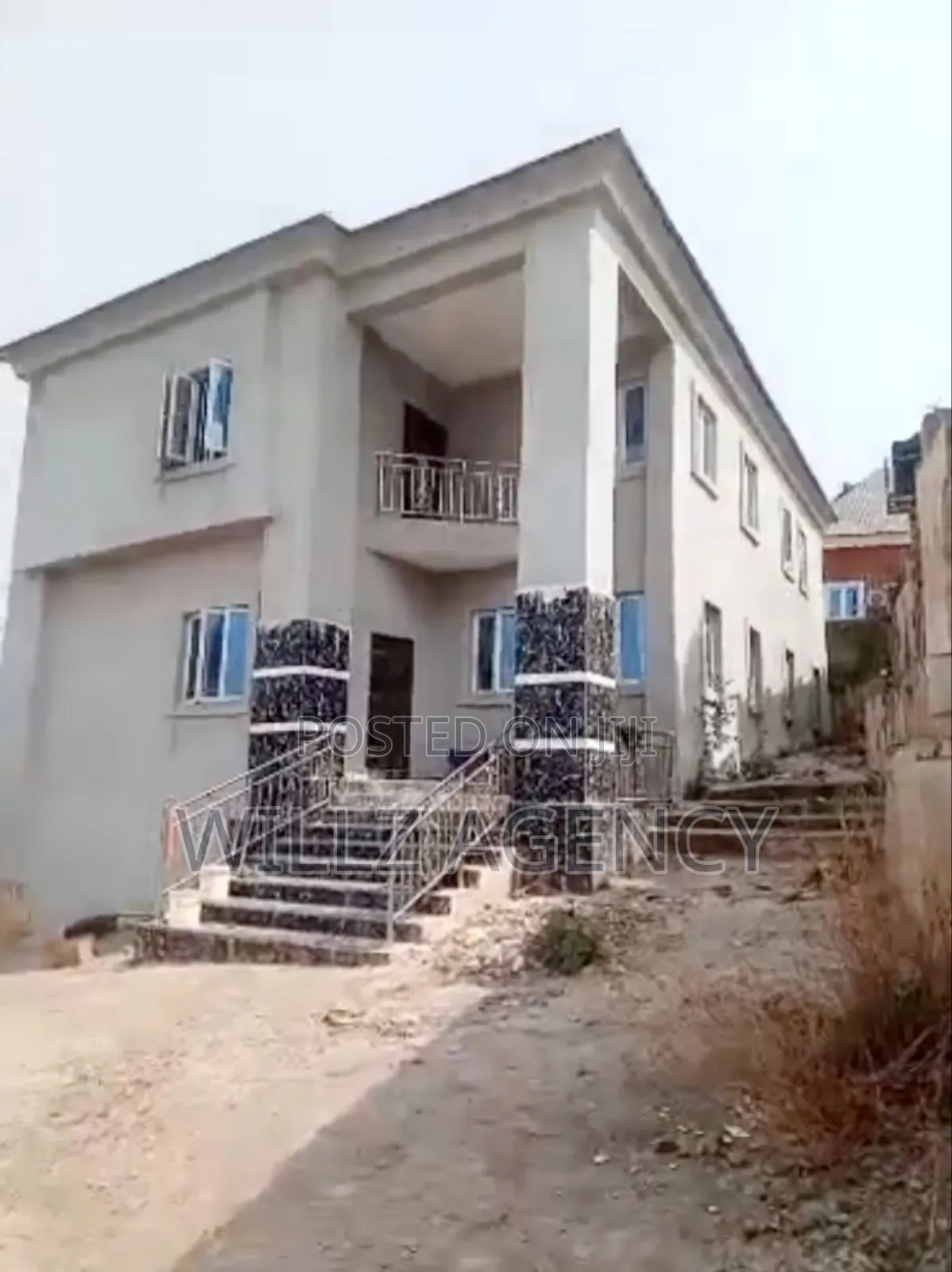 4bdrm Duplex in Winners, Enugu for sale in Enugu