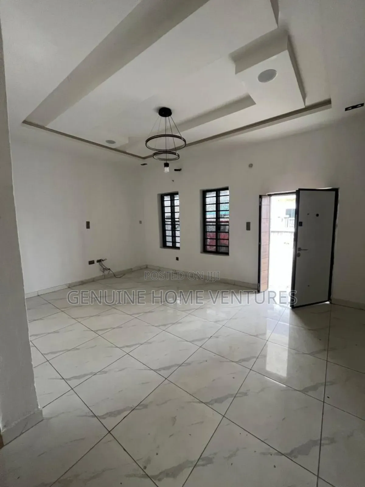 4bdrm Duplex in Orchid, Chevron for sale in Chevron