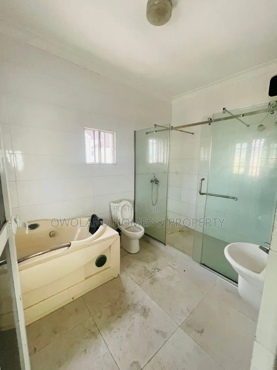 1bdrm Shared Apartment in Ikota Estate, Lekki for rent in Lekki
