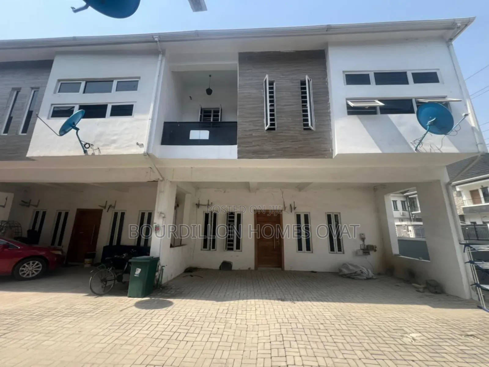 4bdrm Duplex in Ikota Villa Estate for rent in Ikota