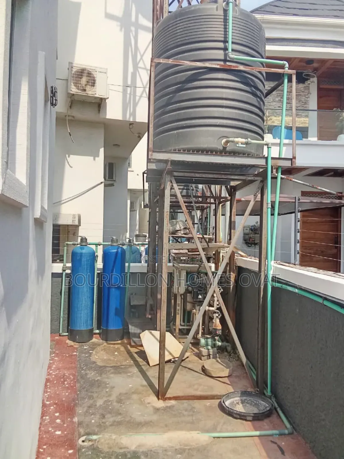 4bdrm Duplex in Ikota Villa Estate for rent in Ikota