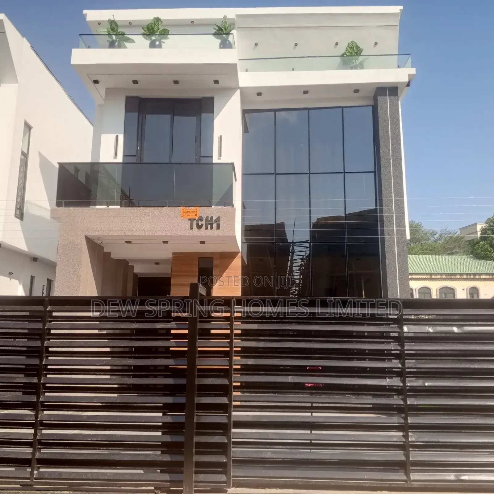 Furnished 5bdrm Duplex in Chevron, Lekki for sale in Lekki