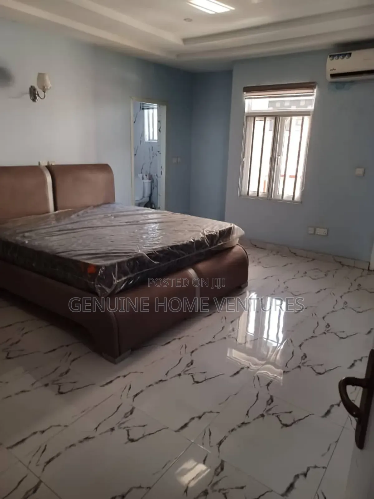 5bdrm Duplex in Brownstone Estate for sale in Ikate